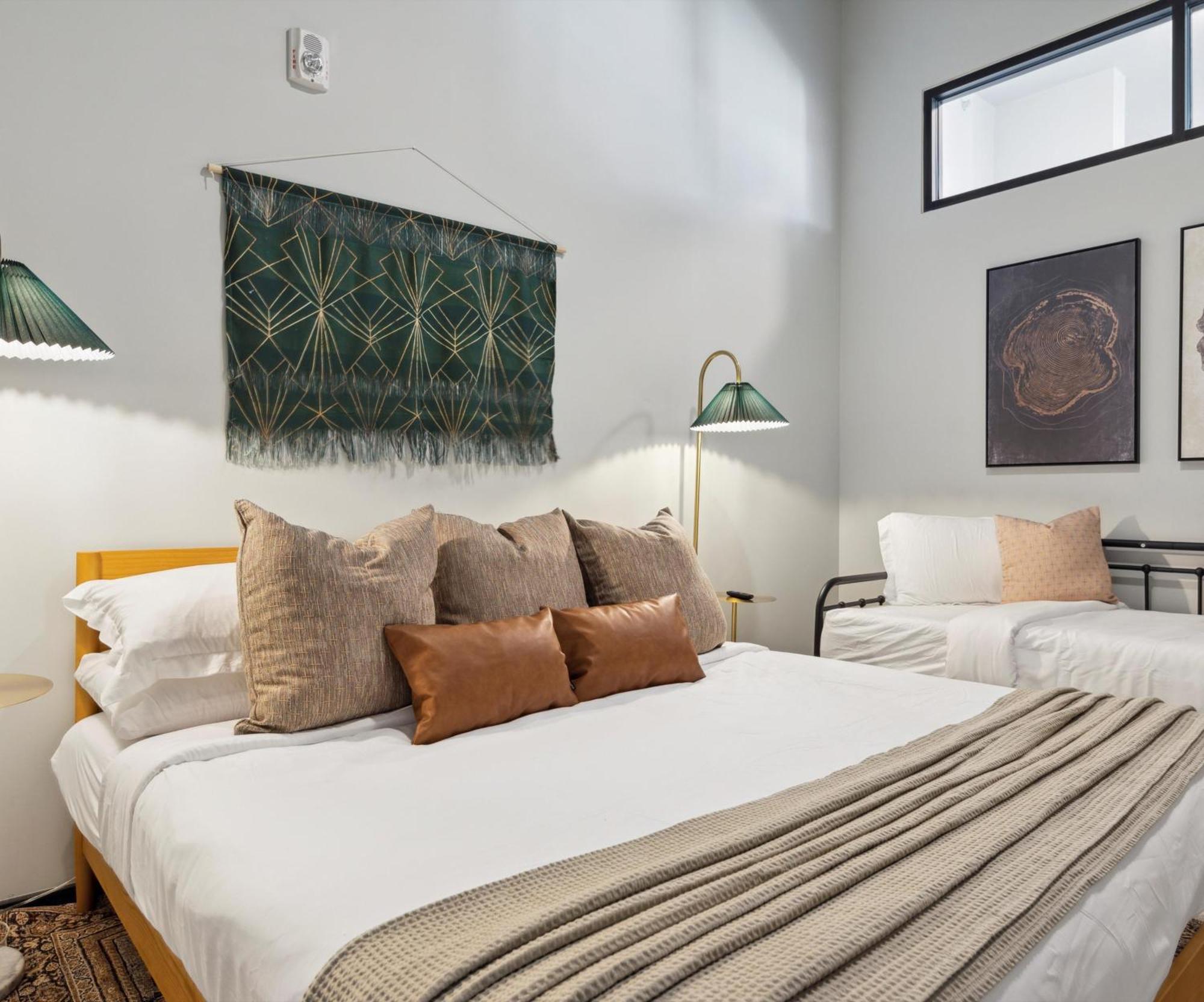 Large 3Br Apts & Studios, Free Parking, Gym, Game Room Filadélfia Quarto foto